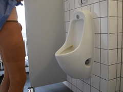 In public toilet piss through pantyhose